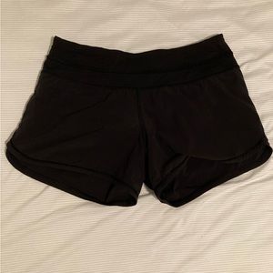 Lululemon Run Times short 4”